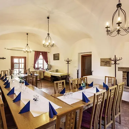 Rytířsko Hotel 3*