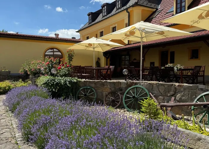 Rytirsko Hotel Jamné